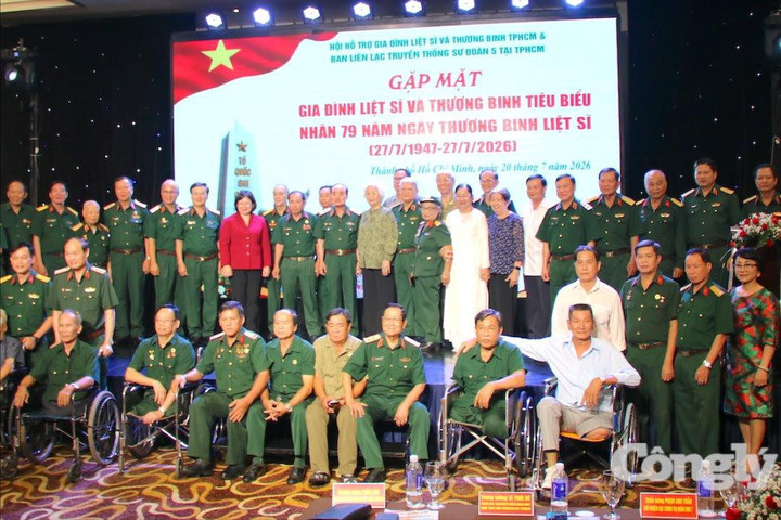 Nửa tỷ đồng chăm lo thương, bệnh binh, gia đình liệt sĩ