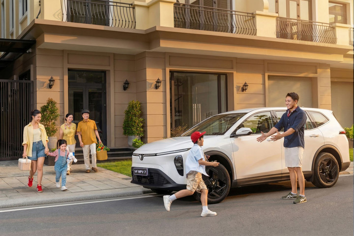 VinFast VF MPV 7 - mẫu xe sinh ra để "đi đường dài"