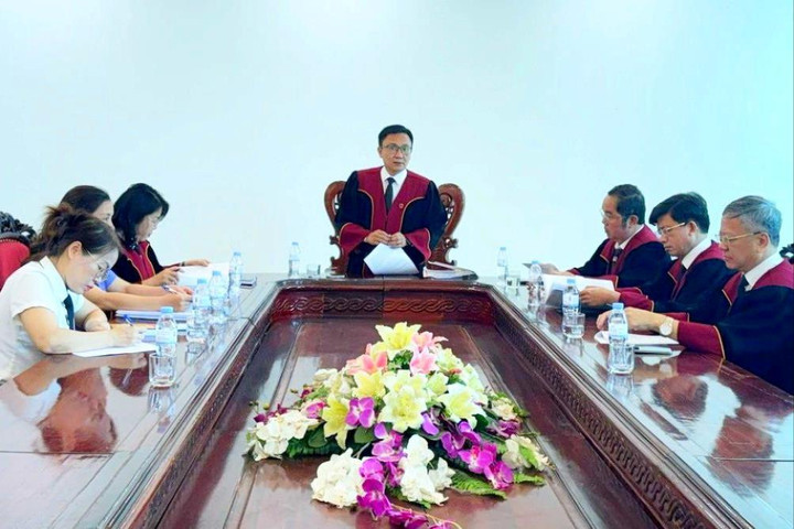 Ủy ban Thẩm phán TAND tỉnh Hà Tĩnh xét xử giám đốc thẩm vụ án tranh chấp thừa kế đất đai