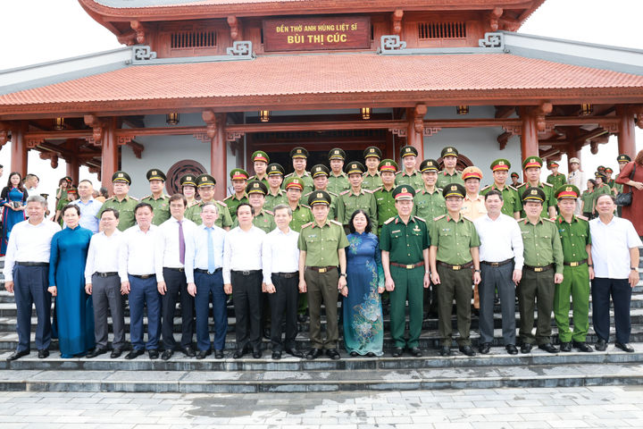 Khánh thành Khu lưu niệm Anh hùng liệt sĩ Công an nhân dân Bùi Thị Cúc