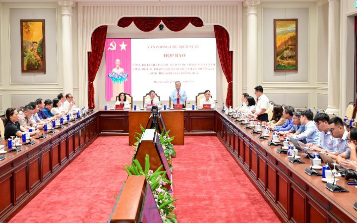 Công bố Lệnh của Chủ tịch nước về ba pháp lệnh