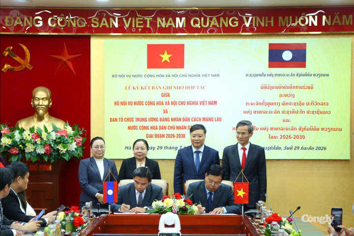 Việt Nam - Lào ký Bản ghi nhớ hợp tác giai đoạn 2026-2030 trong lĩnh vực nội vụ