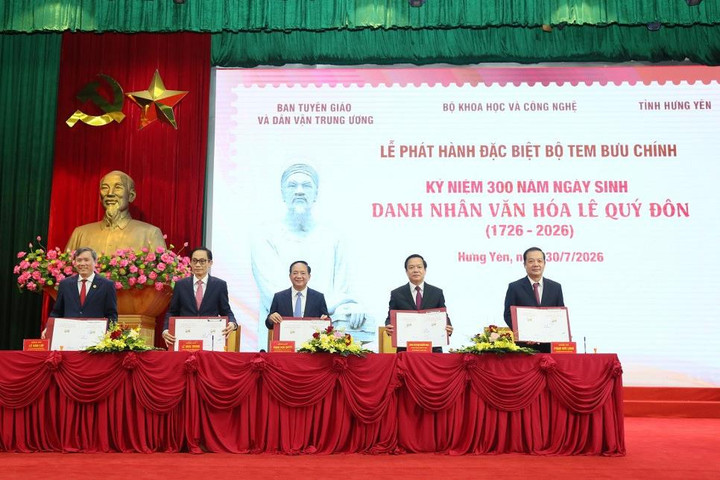 Phát hành bộ tem bưu chính kỷ niệm 300 năm Ngày sinh Danh nhân văn hóa Lê Quý Đôn