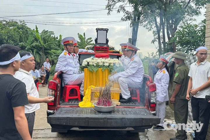 Đón liệt sĩ về nhà sau 60 năm xa quê