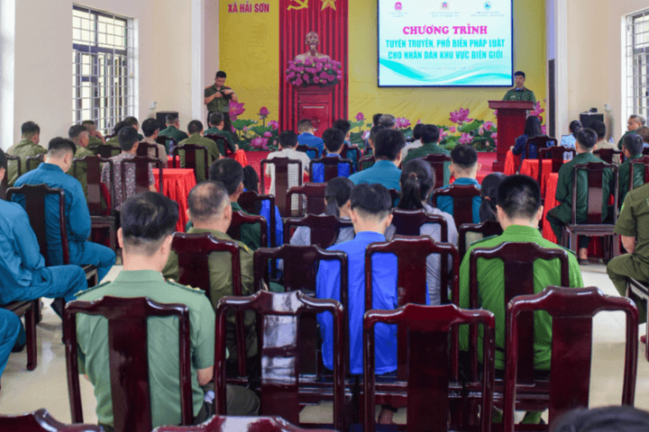 Cảnh báo bẫy “ việc nhẹ, lương cao ” ở vùng biên