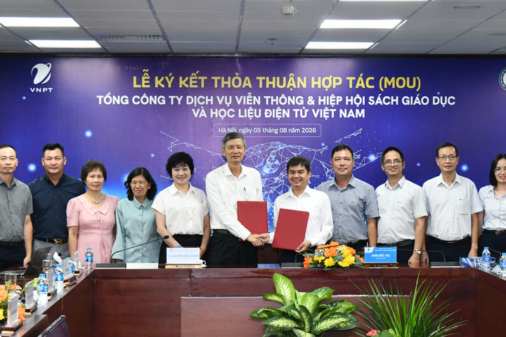 VNPT VinaPhone và VAEDR hợp tác phát triển hệ sinh thái học liệu số quốc gia