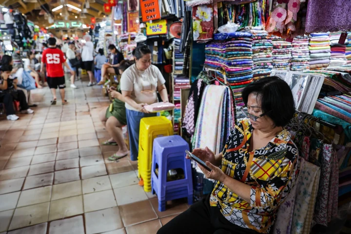 Đề xuất giảm 30% thuế cho hộ kinh doanh, doanh nghiệp doanh thu dưới 10 tỷ đồng