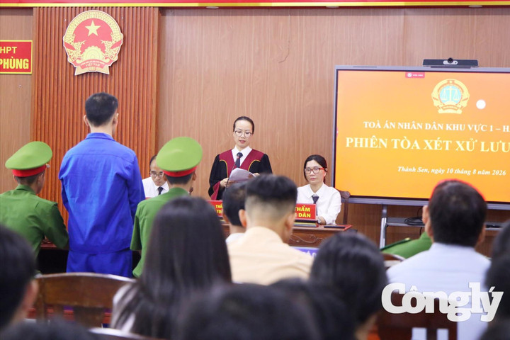 Giáo dục pháp luật giao thông cho học sinh từ phiên tòa xét xử lưu động