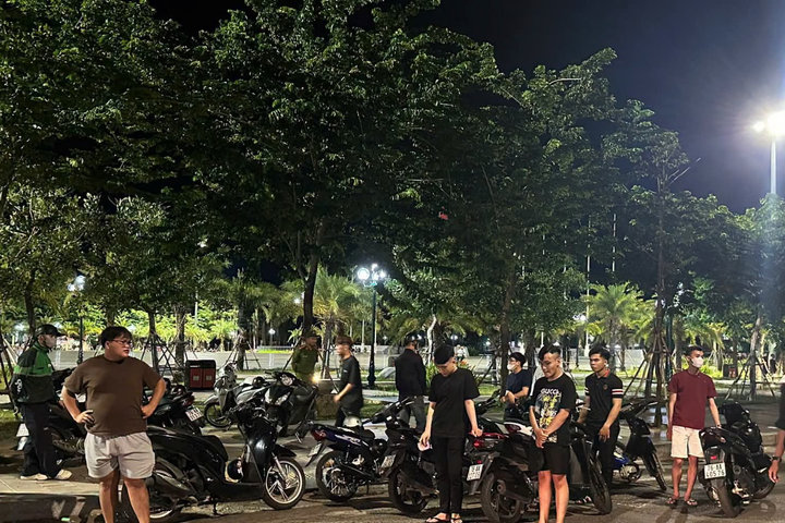 Vi phạm giao thông, hơn 220 thanh, thiếu niên bị xử lý