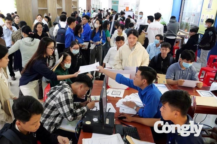 Đại học Trà Vinh: Tạo cơ hội để thí sinh đăng ký xét tuyển