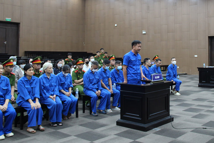 Chủ doanh nghiệp Hoàng Long khai chi 170.000 USD để “lo” việc cấp phép