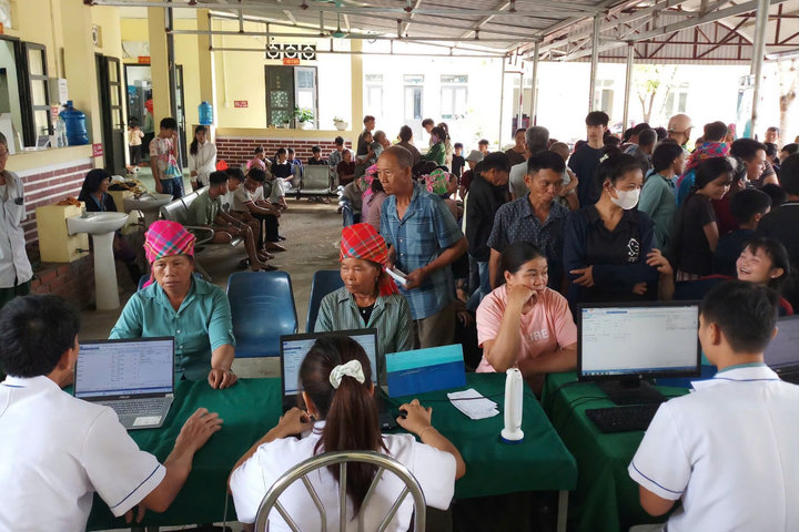 Lai Châu đưa dịch vụ khám sức khỏe miễn phí đến gần người dân