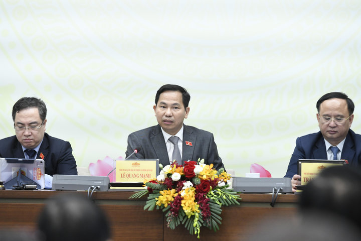 Quốc hội khóa XVI thông qua loạt quyết sách lớn, khơi thông nguồn lực