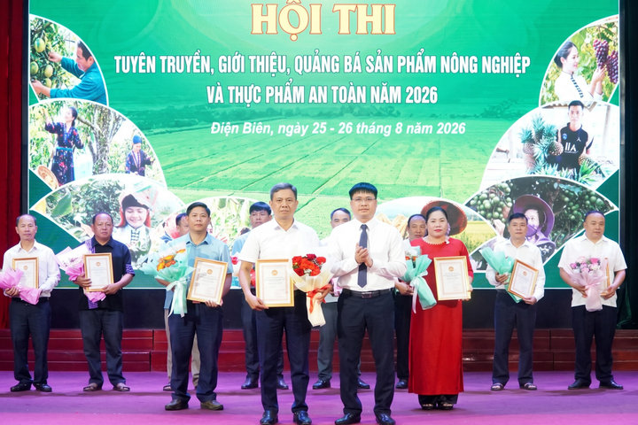 Điện Biên tôn vinh 15 đội thi quảng bá nông sản an toàn
