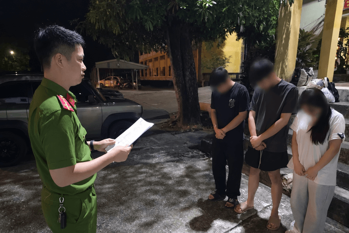 3 đối tượng trẻ bị bắt vì mua bán ma túy dưới dạng tinh dầu CBD