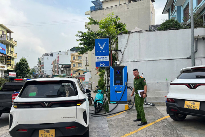 Quảng Ninh rà soát hơn 120 trạm sạc xe điện