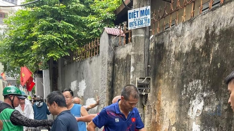 Bắt giữ thanh niên liều lĩnh cướp giật trong tiệm vàng ở Hà Nội