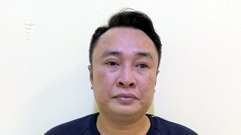 Tạm giữ đối tượng cản trở lực lượng công vụ tại Phúc Xá