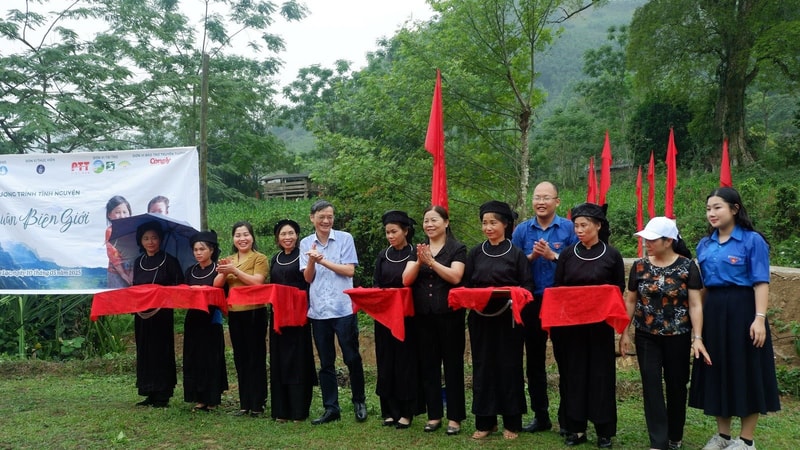 Hành trình Xuân Biên Giới 2025: Trao yêu thương – Gieo hy vọng nơi địa đầu