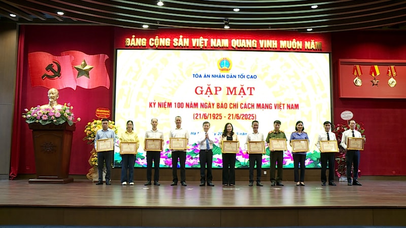 Chánh án Lê Minh Trí mong muốn báo chí cách mạng phát huy truyền thống 100 năm