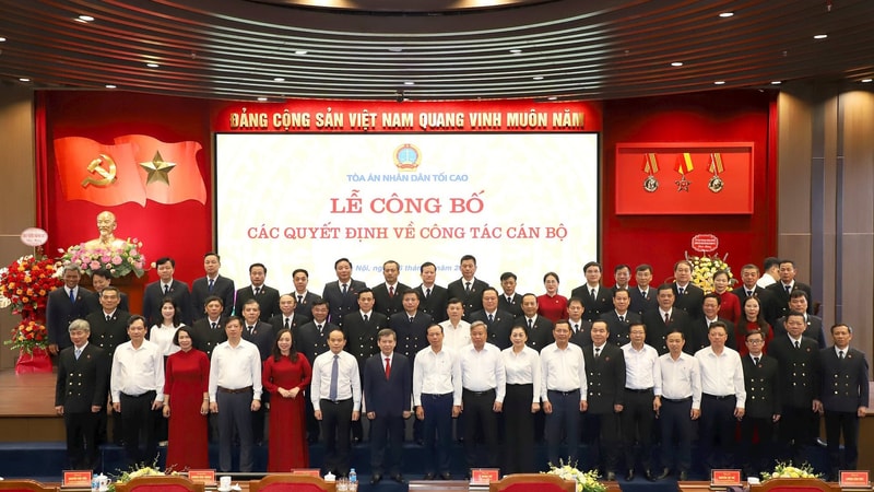Tòa án nhân dân tối cao công bố các quyết định về công tác cán bộ