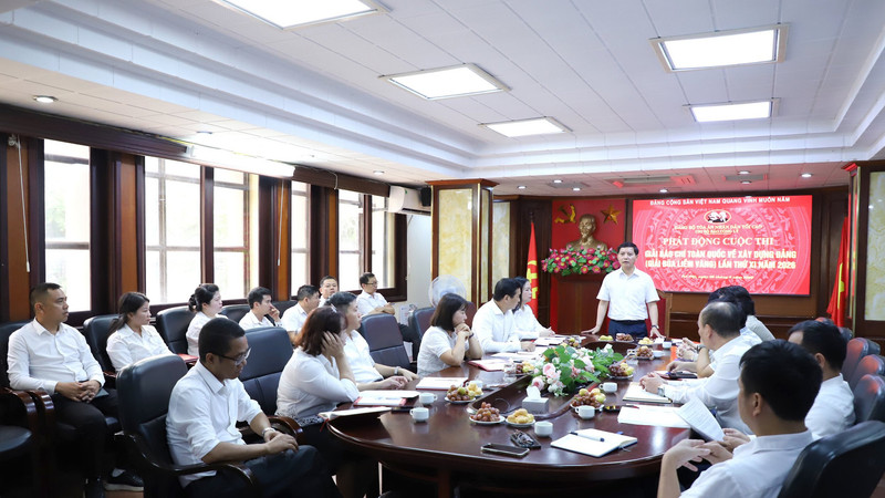 Chi bộ Báo Công lý phát động tham gia Giải Búa liềm vàng