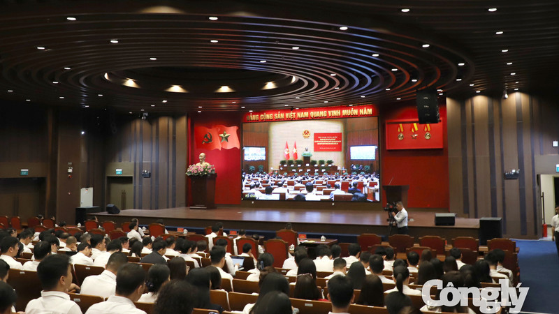 Hội nghị toàn quốc quán triệt, triển khai thực hiện Nghị quyết Trung ương 4