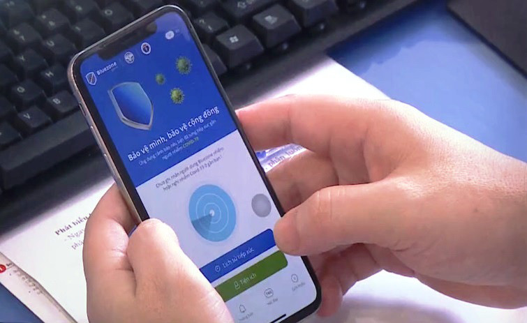 Sẽ phạt người dùng smartphone nhưng không cài ứng dụng phòng dịch
