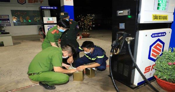 Pha chế xăng dầu khi chưa được cấp giấy chứng nhận bị phạt đến 60 triệu đồng
