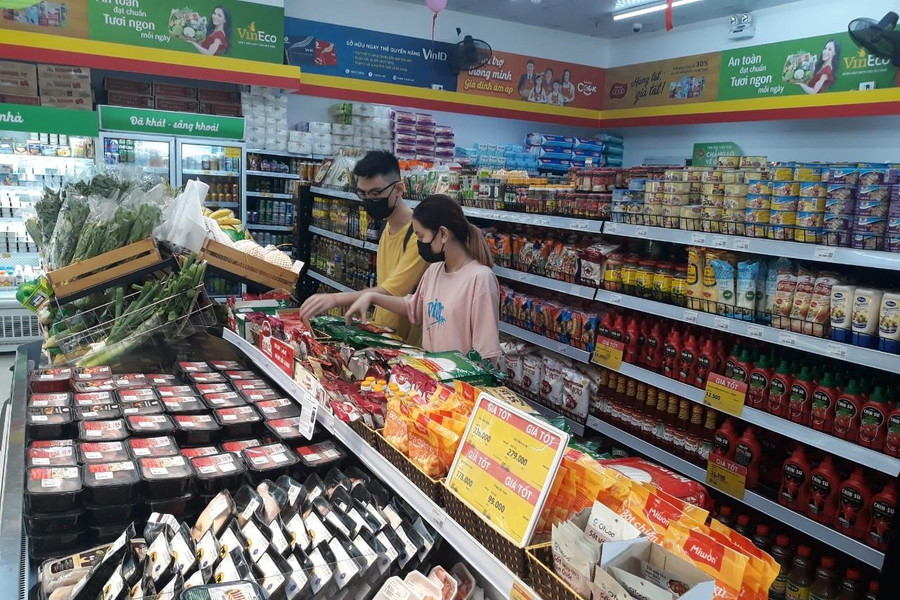 Hướng dẫn mới nhất về các nhóm hàng không được giảm thuế GTGT xuống 8%