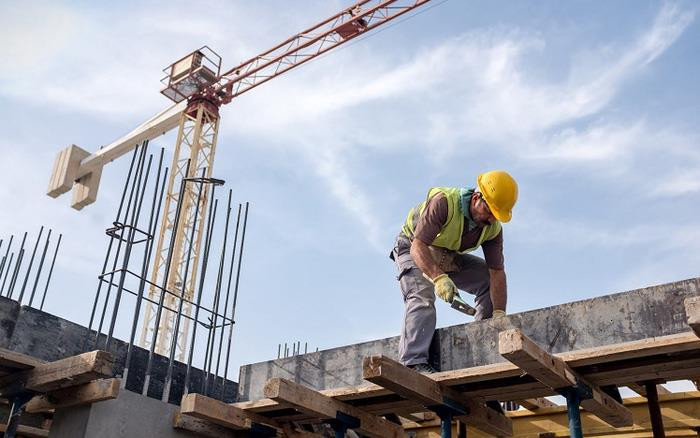 Phó Thủ tướng yêu cầu bình ổn giá vật liệu xây dựng