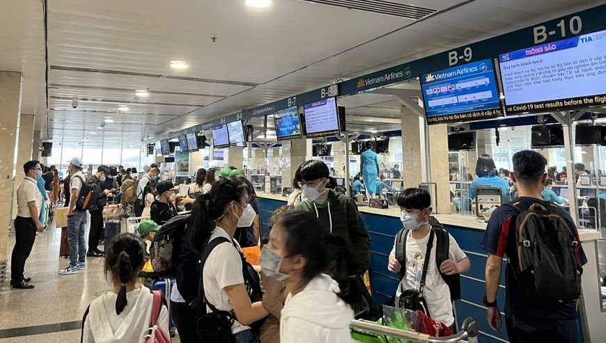 Dừng triển khai dịch vụ ưu tiên làm thủ tục hàng không tại sân bay