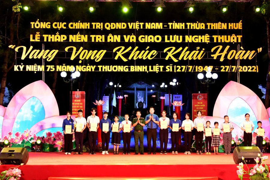 Lễ thắp nến tri ân, Vang vọng khúc khải hoàn