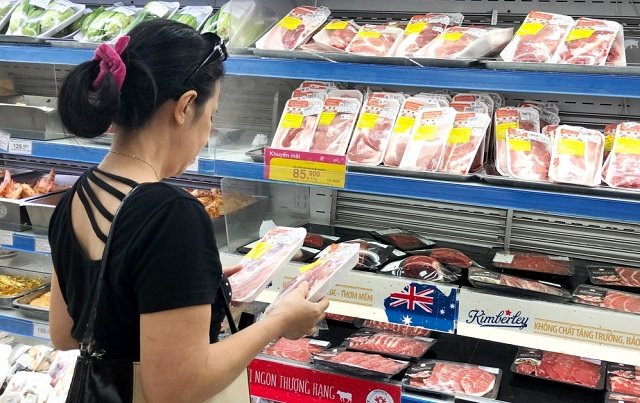 Thủ tướng yêu cầu tăng cường kiểm soát giá hàng hoá, dịch vụ thiết yếu