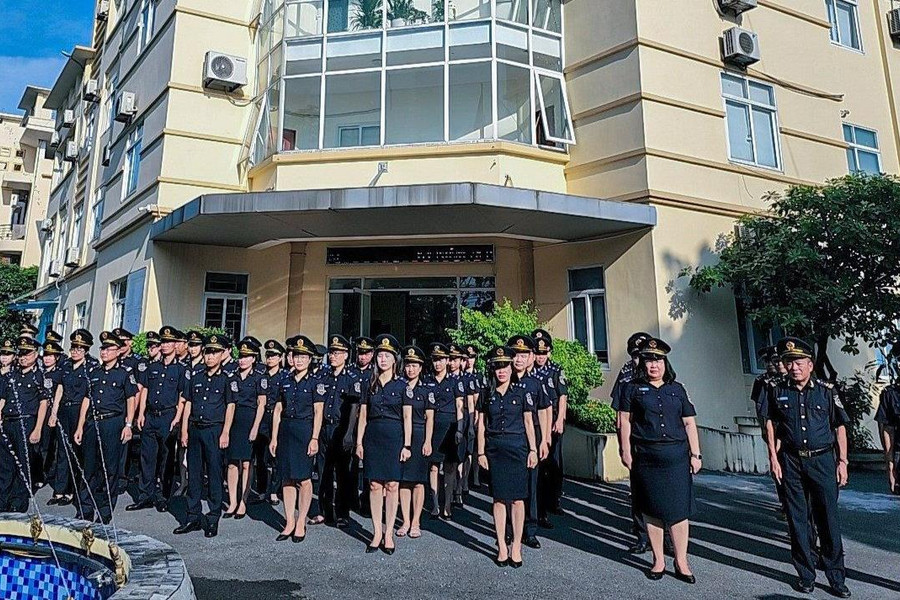 Cục Hải quan Hà Nam Ninh: Tạo động lực từ buổi lễ chào cờ