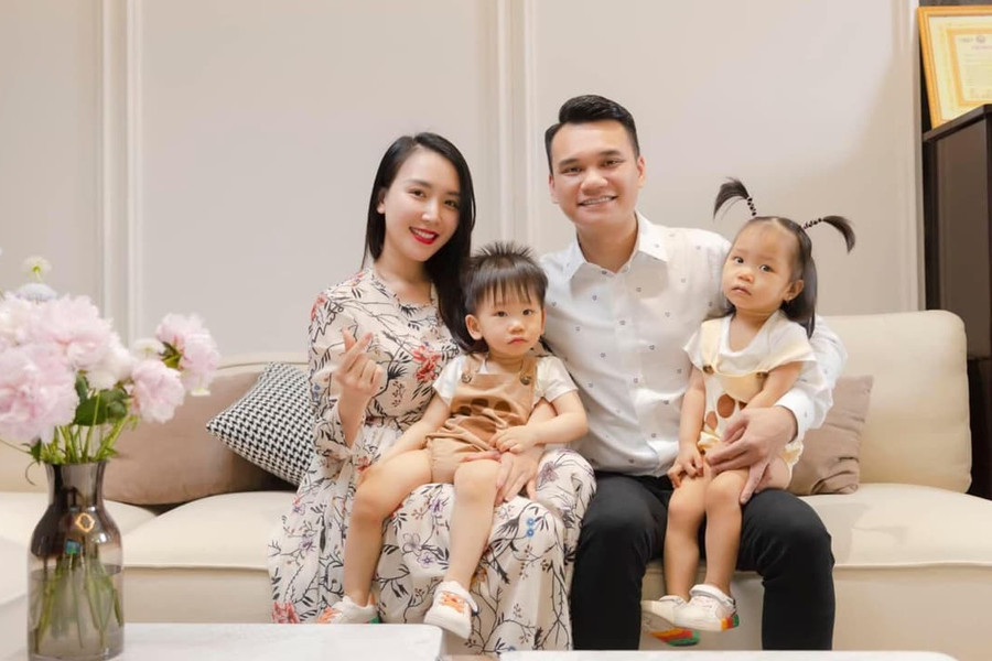 Hậu ồn ào 'truy vết' gái lạ, bà xã Khắc Việt gửi lời chúc ngọt ngào mừng sinh nhật chồng