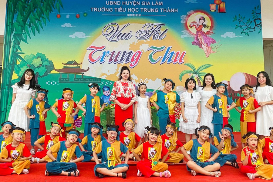 Hà Nội: Tưng bừng “Ngày hội trăng rằm” tại trường Tiểu học Trung Thành  