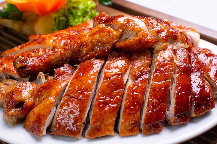 Cách tẩm ướp vịt nướng thơm lừng khơi dậy vị giác trong tiết trời se lạnh, mẹ bận rộn đừng bỏ lỡ!