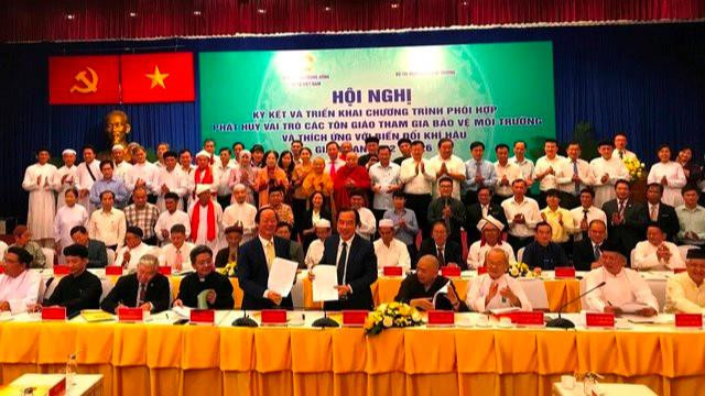 43 tổ chức tôn giáo ký phối hợp bảo vệ môi trường