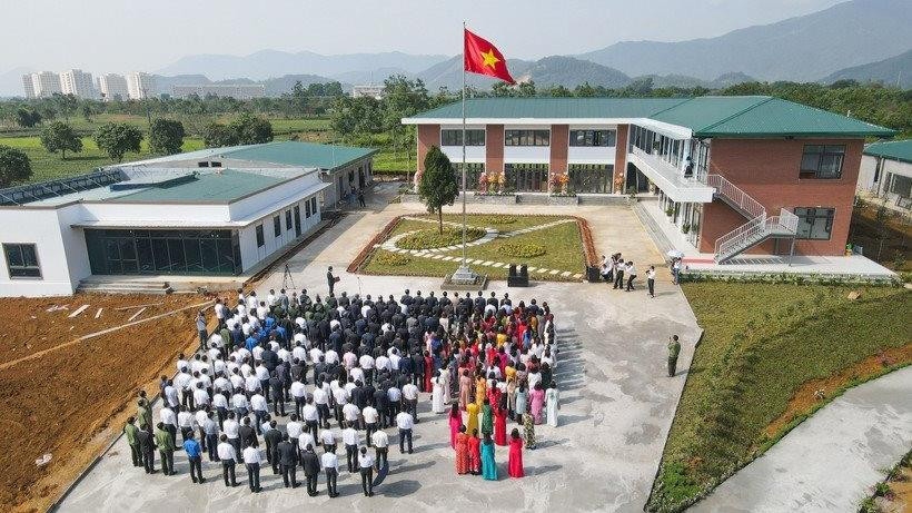 24 đơn vị thành viên, trực thuộc ĐHQGHN chuyển trụ sở làm việc tới Hòa Lạc