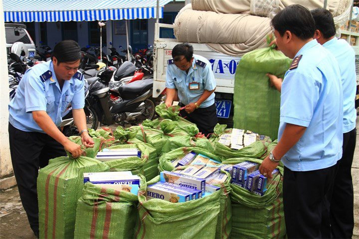 Tăng cường kiểm tra, xử lý hành vi kinh doanh thuốc lá nhập lậu, thuốc lá giả
