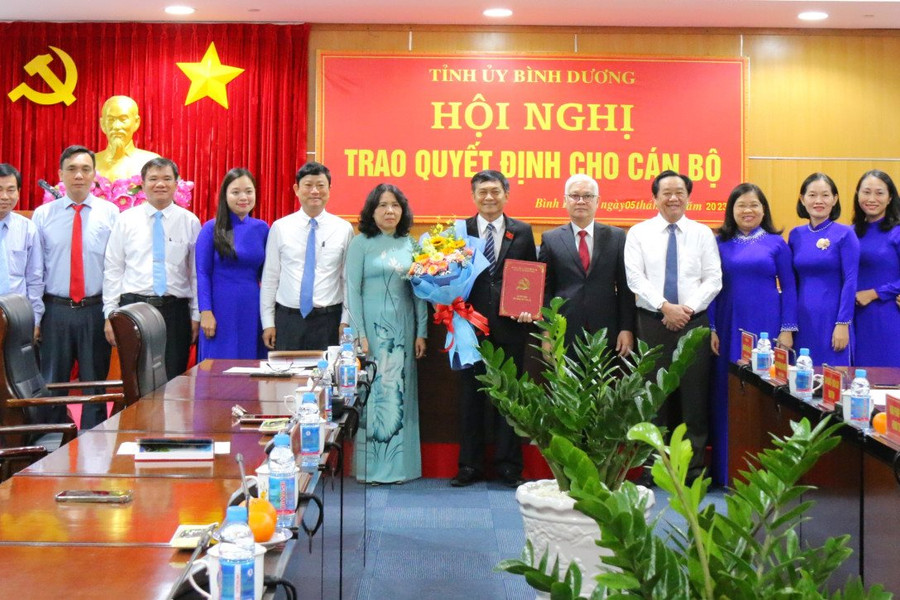 Bình Dương điều động, bổ nhiệm nhiều cán bộ chủ chốt