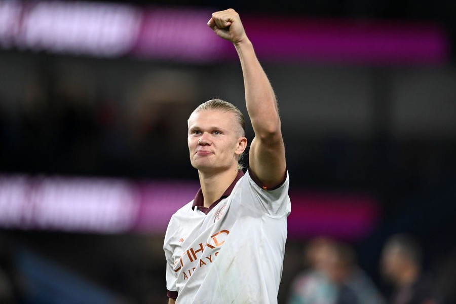 Sát thủ Haaland nổ súng, Man City có 3 điểm