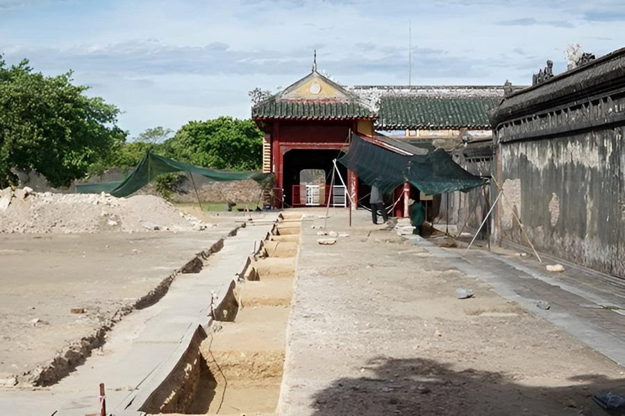Công bố kết quả khai quật khảo cổ học nền Điện Cần Chánh