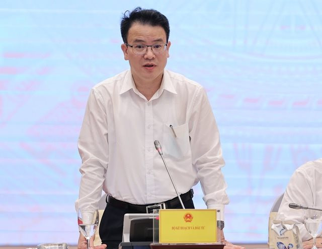 Nhiệm vụ tăng trưởng tới cuối năm rất nặng nề