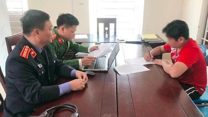 Giả danh cán bộ, lừa bạn học cũ gần 10 tỷ đồng