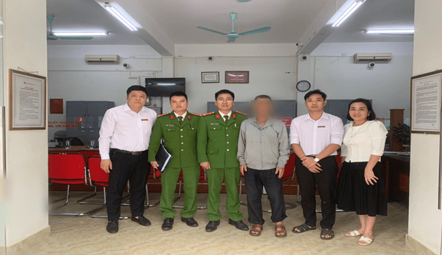 Suýt chuyển 1 tỷ cho đối tượng lạ vì sợ bị bắt