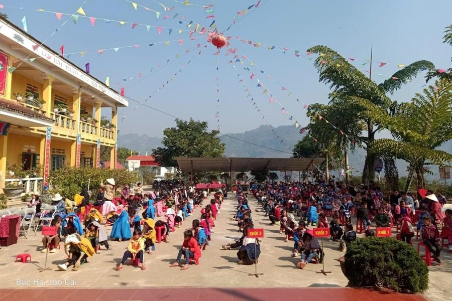 Bộ GD&ĐT đề nghị làm rõ nghi vấn bớt khẩu phần ăn của học sinh ở Lào Cai