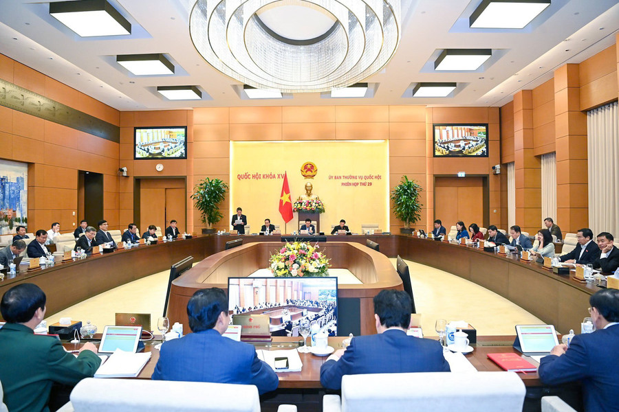 UBTVQH cho ý kiến dự thảo Luật Đất đai (sửa đổi)