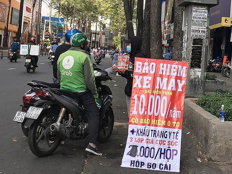 Doanh nghiệp bảo hiểm xe máy được yêu cầu hoàn trả tạm ứng bồi thường trong trường hợp nào?